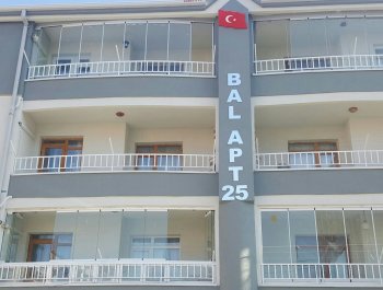 Bal Apartmanı